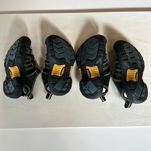 Keen Sandals Kids - Picture 2 of 3